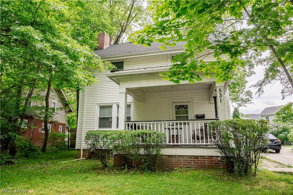 Photo of 531 Fernwood Drive, Akron, OH 44320 (MLS # 5218693)