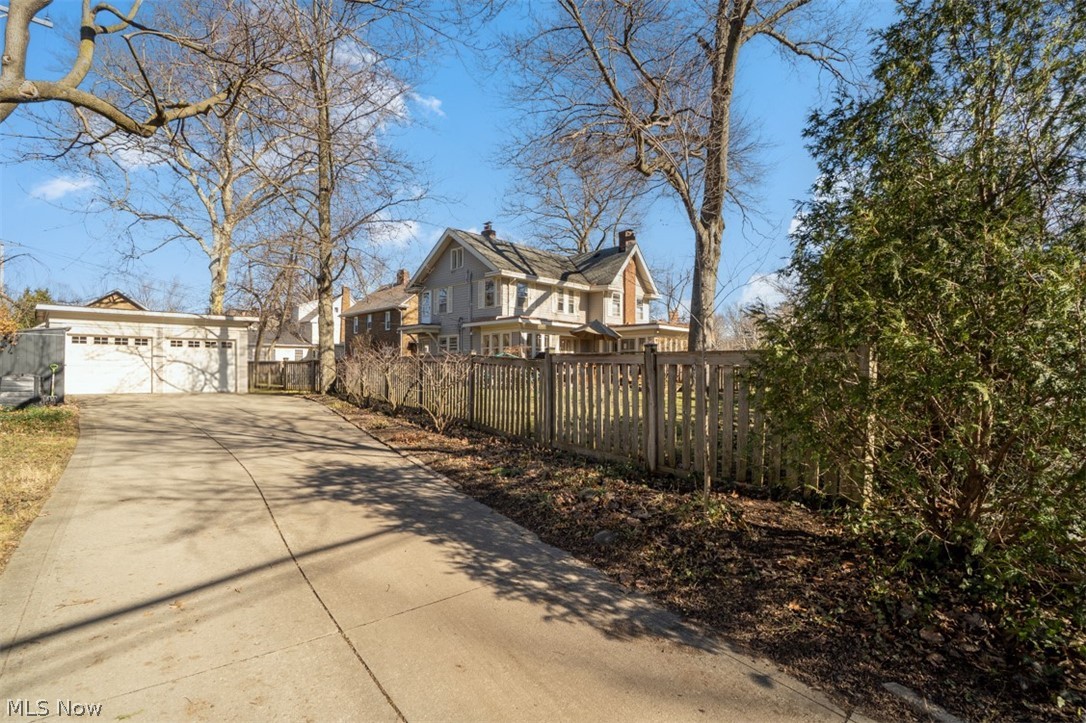 Van Sweringen Companys - Residential