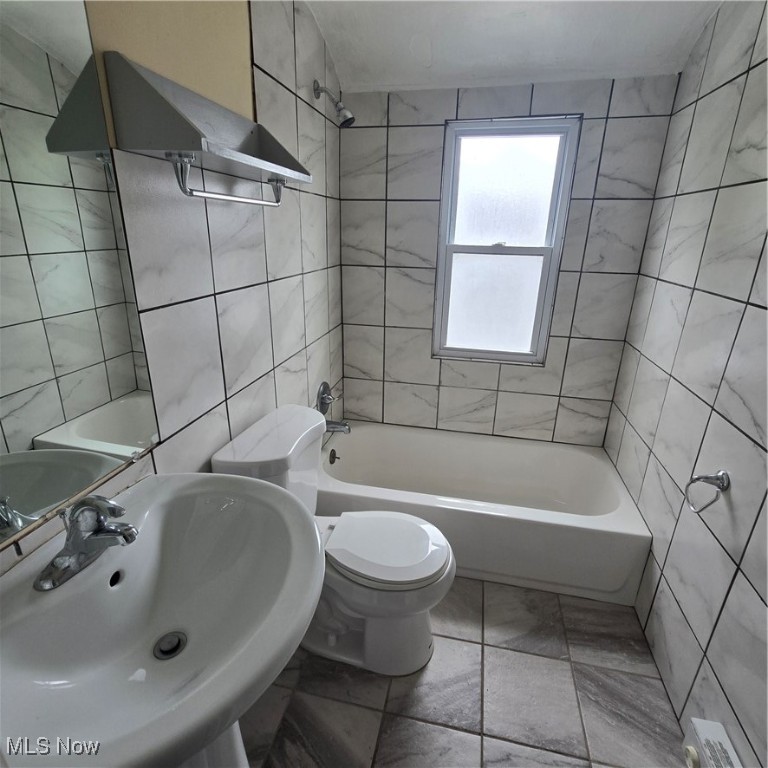 Johnson Farms - Residential Lease