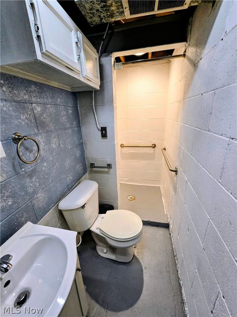 Tiny photo for 534 Westwood Drive, Steubenville, OH 43953 (MLS # 5190096)