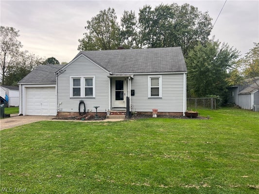 309 FAIRLAWN AVE SW, MASSILLON, OH 44646 - Image 4edc9cbe00a007c619780b265bf5cec7/2530170978