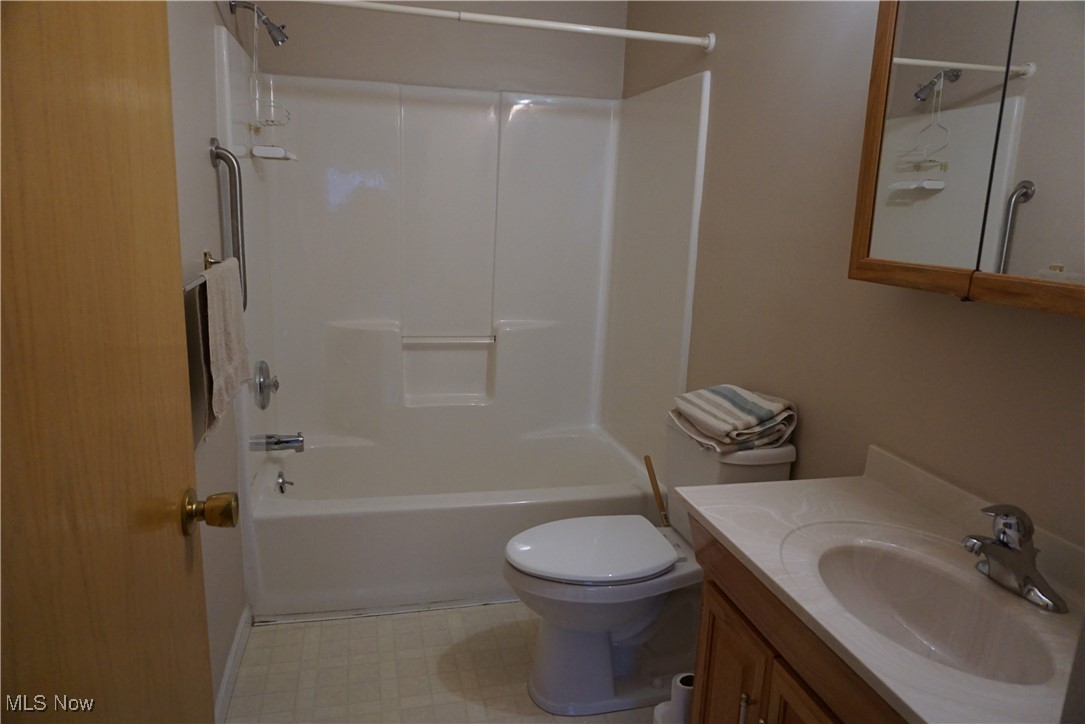 19510 Place Condo - Residential