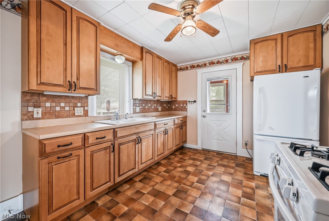 Bungalow Terrace - Residential