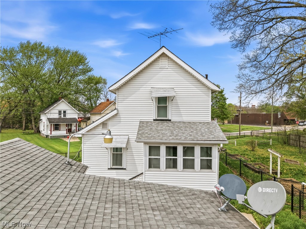 Bungalow Terrace - Residential