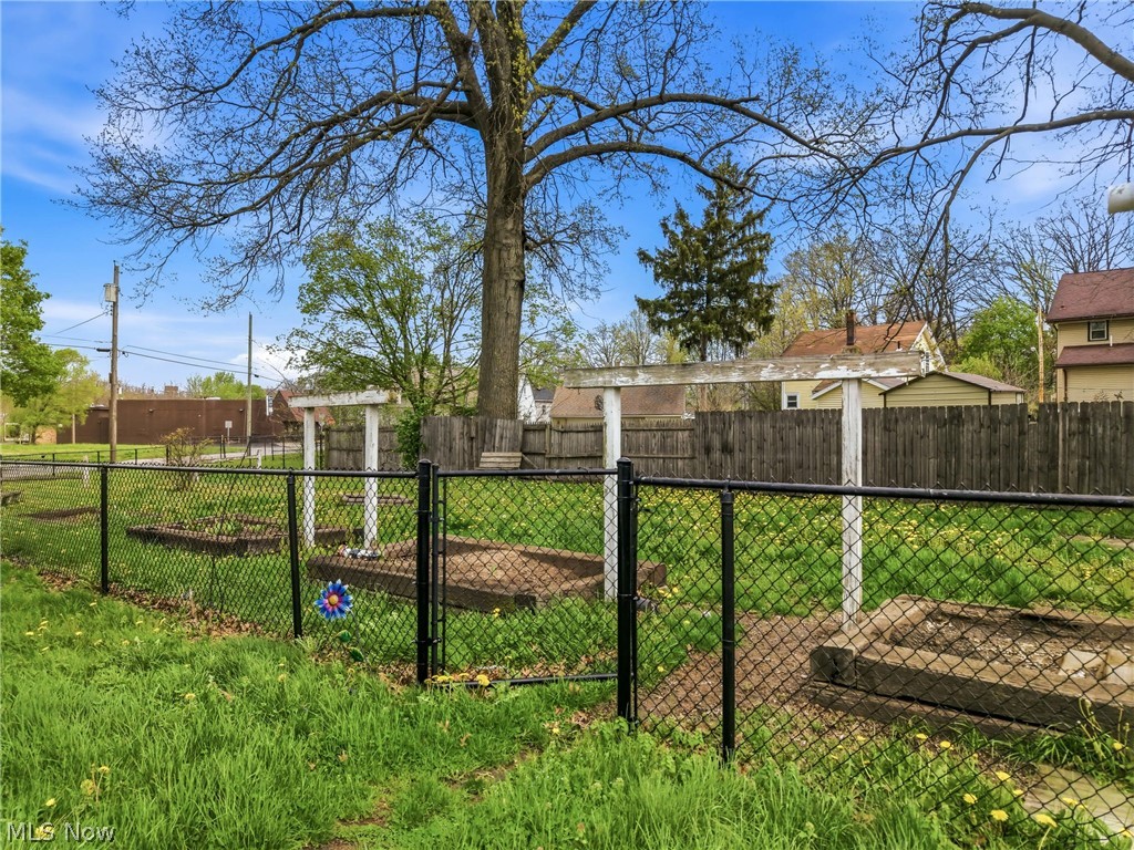 Bungalow Terrace - Residential