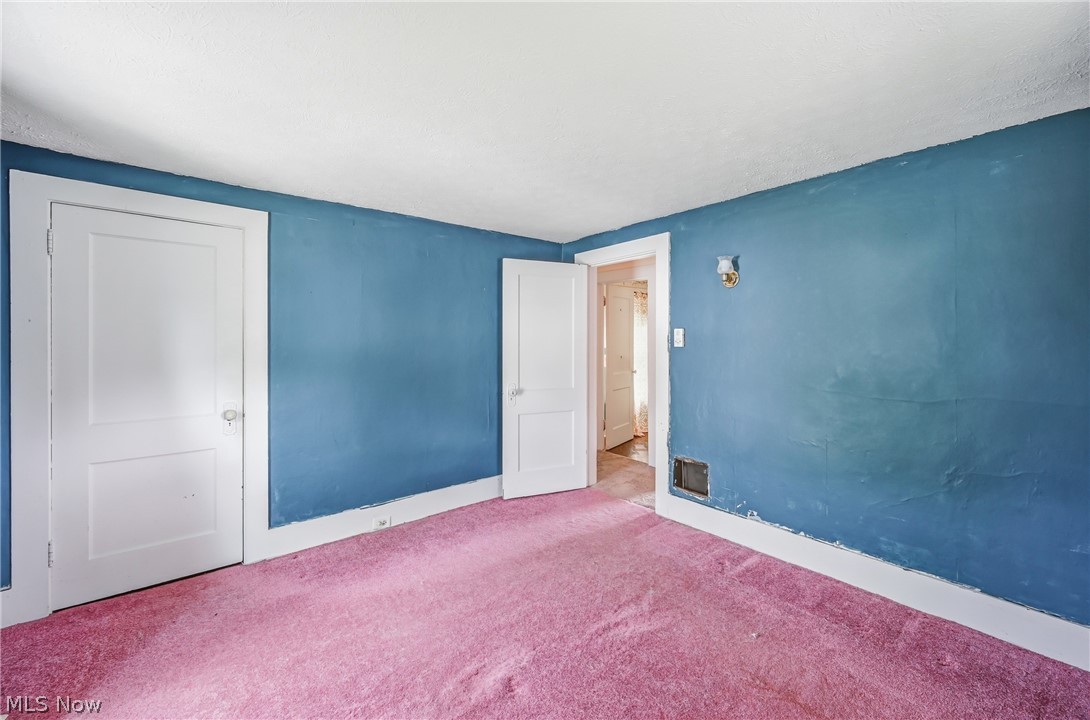 Bungalow Terrace - Residential