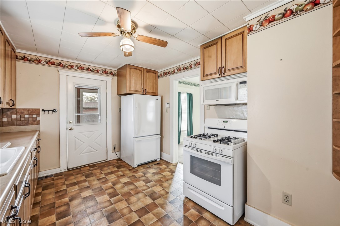 Bungalow Terrace - Residential