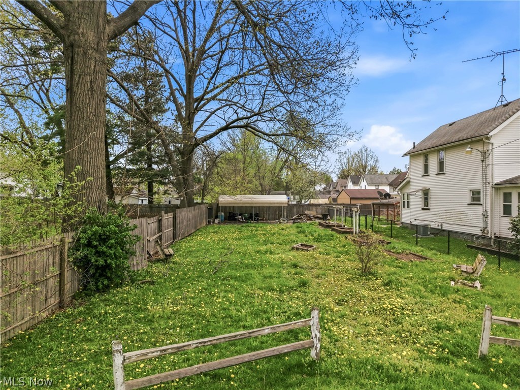 Bungalow Terrace - Residential