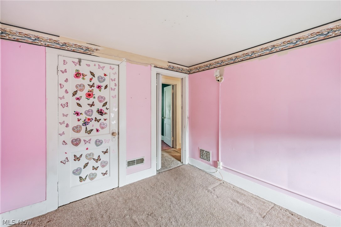 Bungalow Terrace - Residential