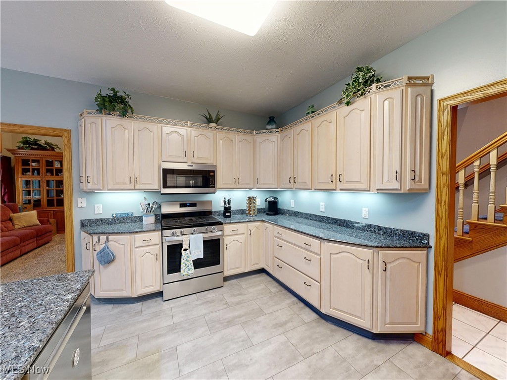 Hartshire Woods Estates - Residential