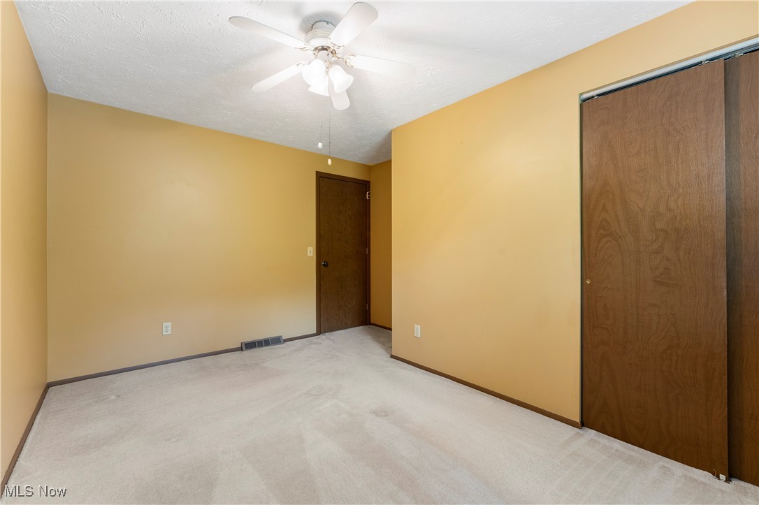 7733 Stonewood Drive, North Canton, Ohio image 18