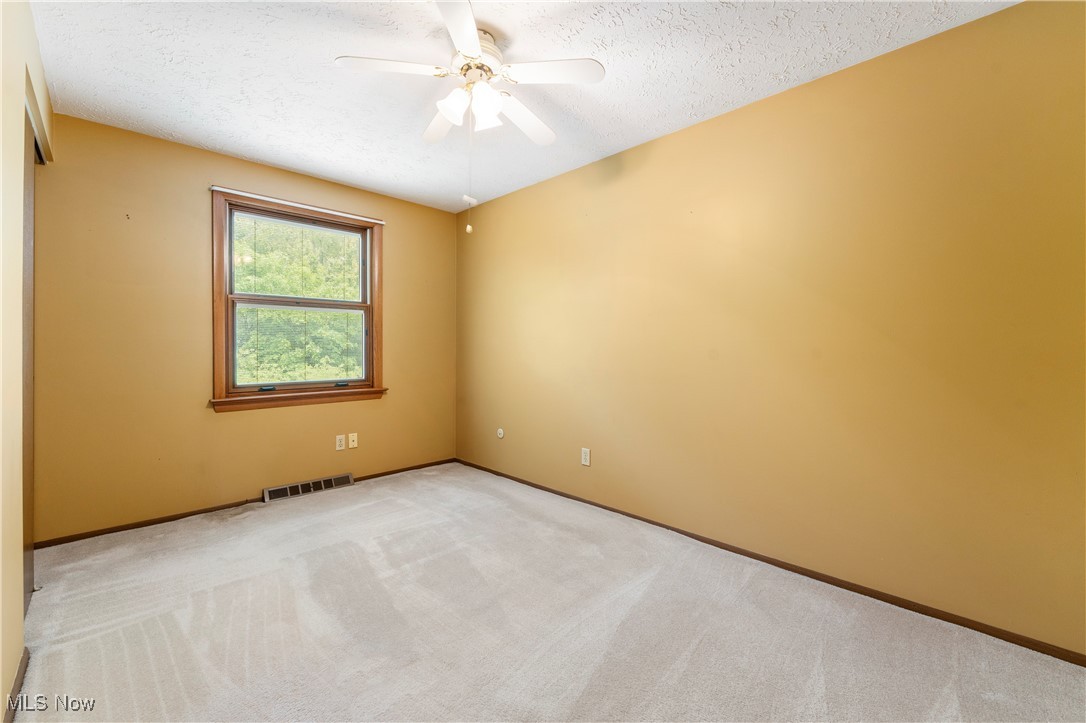 7733 Stonewood Drive, North Canton, Ohio image 19