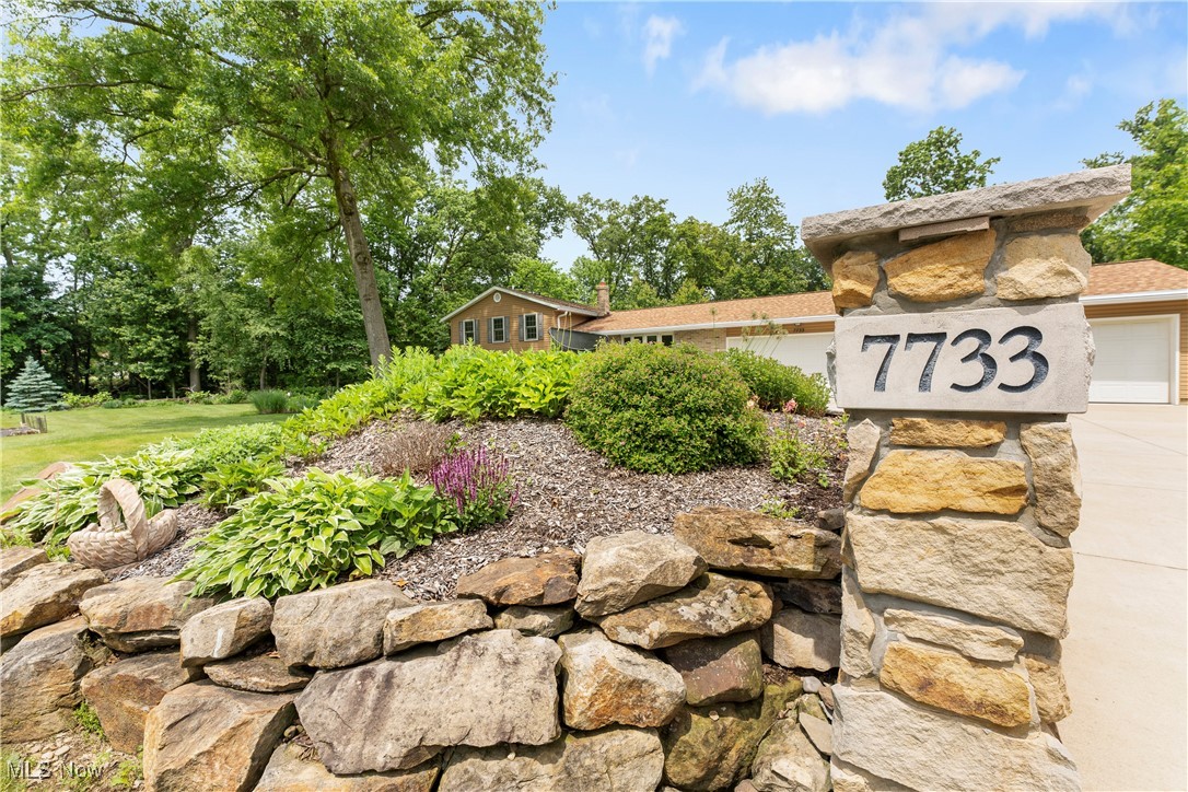 7733 Stonewood Drive, North Canton, Ohio image 40