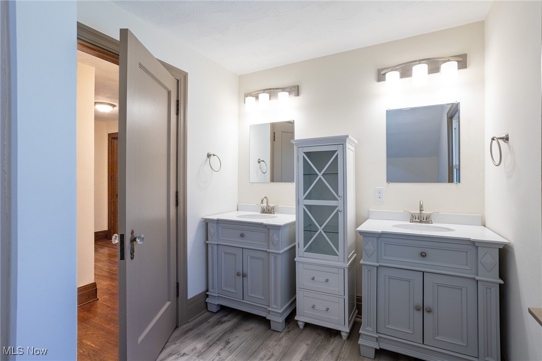 Sanford - Commercial Sale