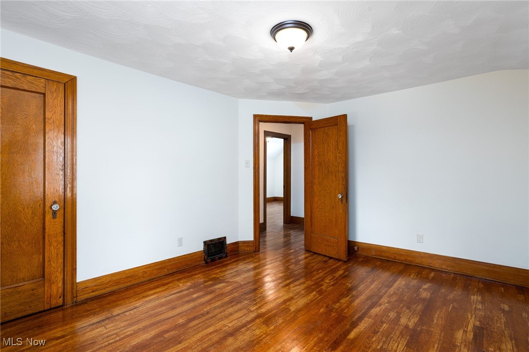 Sanford - Commercial Sale