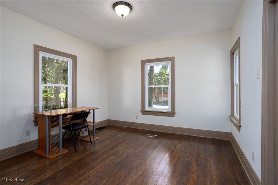 Sanford - Commercial Sale