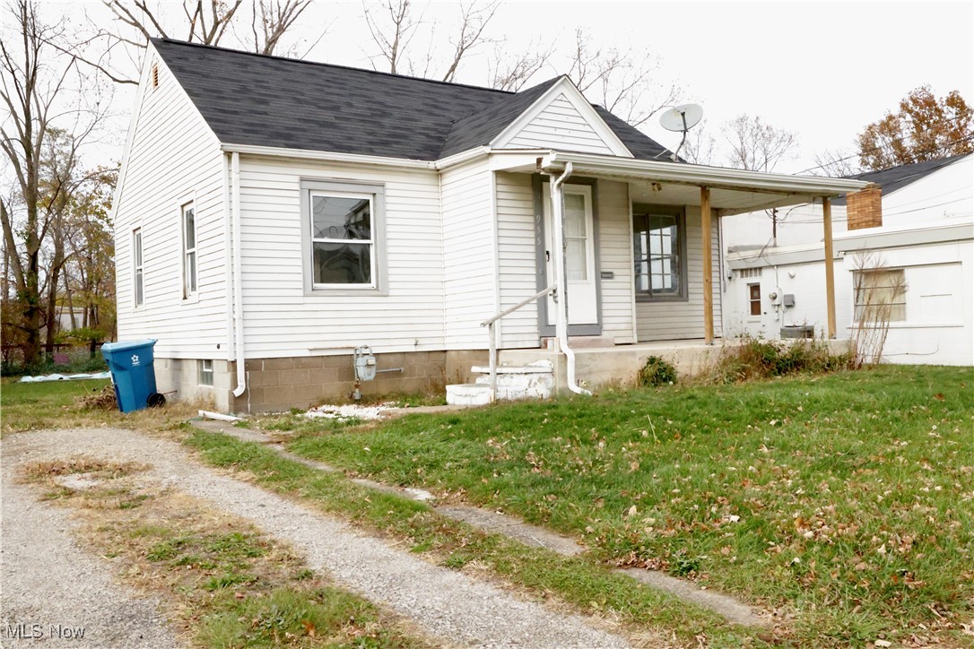 955 G Street, Lorain, Ohio image 1