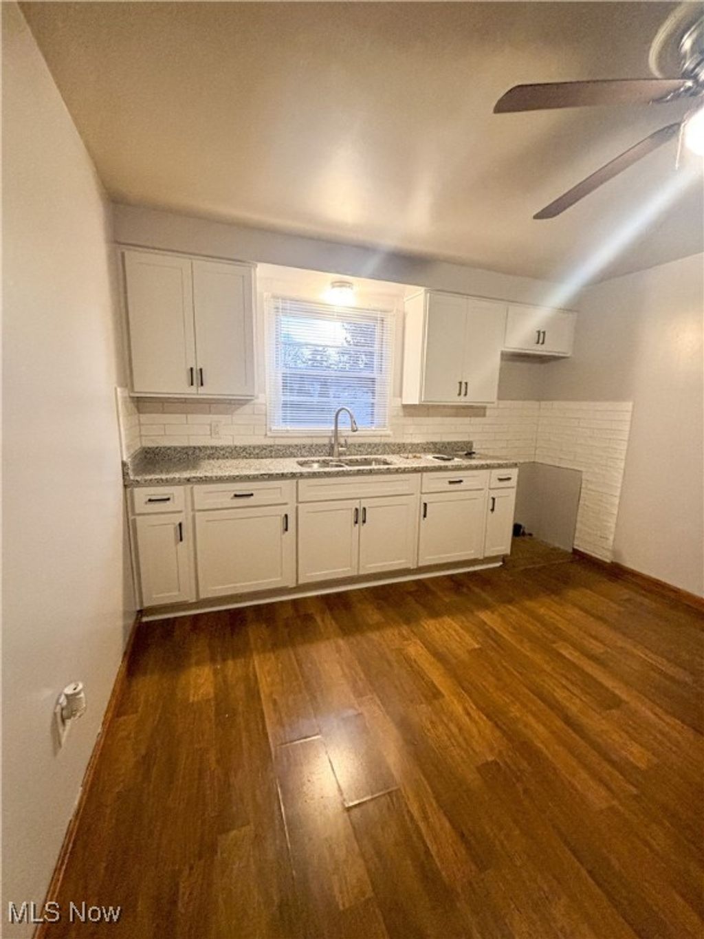 Photo of 1633 Everett Avenue, Youngstown, OH 44514 (MLS # 5175292)