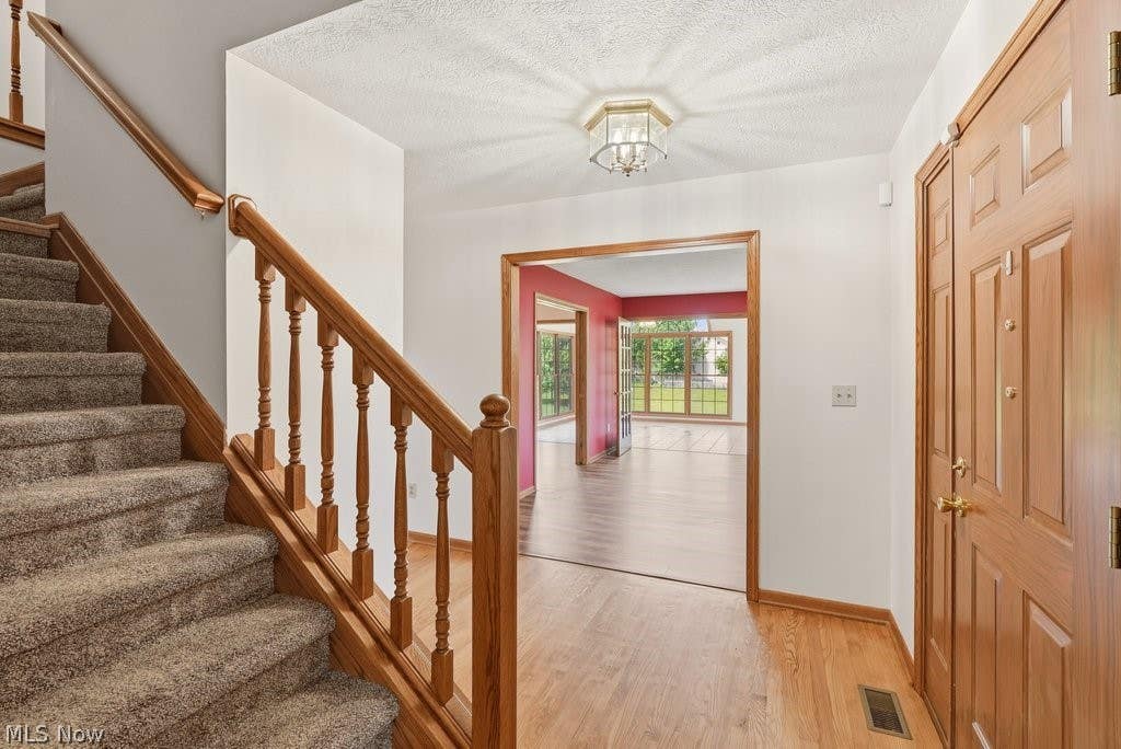 Photo of 2285 Thoroughbred Drive, Wadsworth, OH 44281 (MLS # 5217956)
