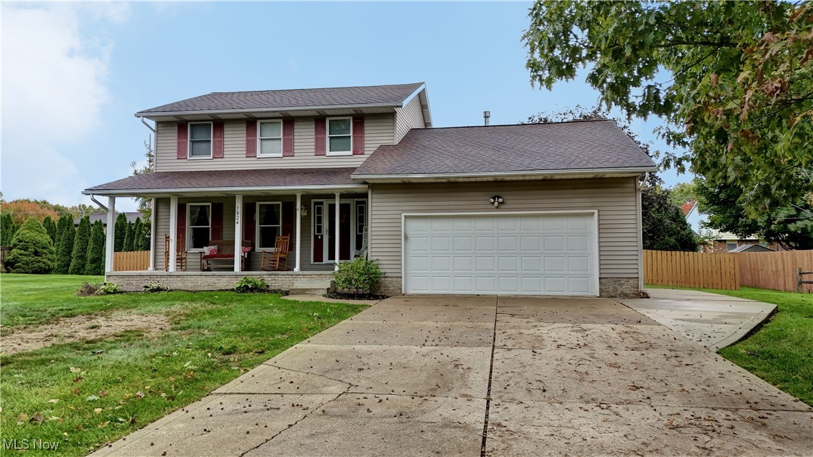 7924 Chablis Drive, Massillon, Ohio image 2