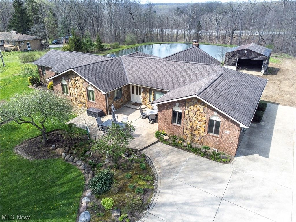 Photo of 4940 N Berkley Road, Richfield, OH 44286 (MLS # 5202818)