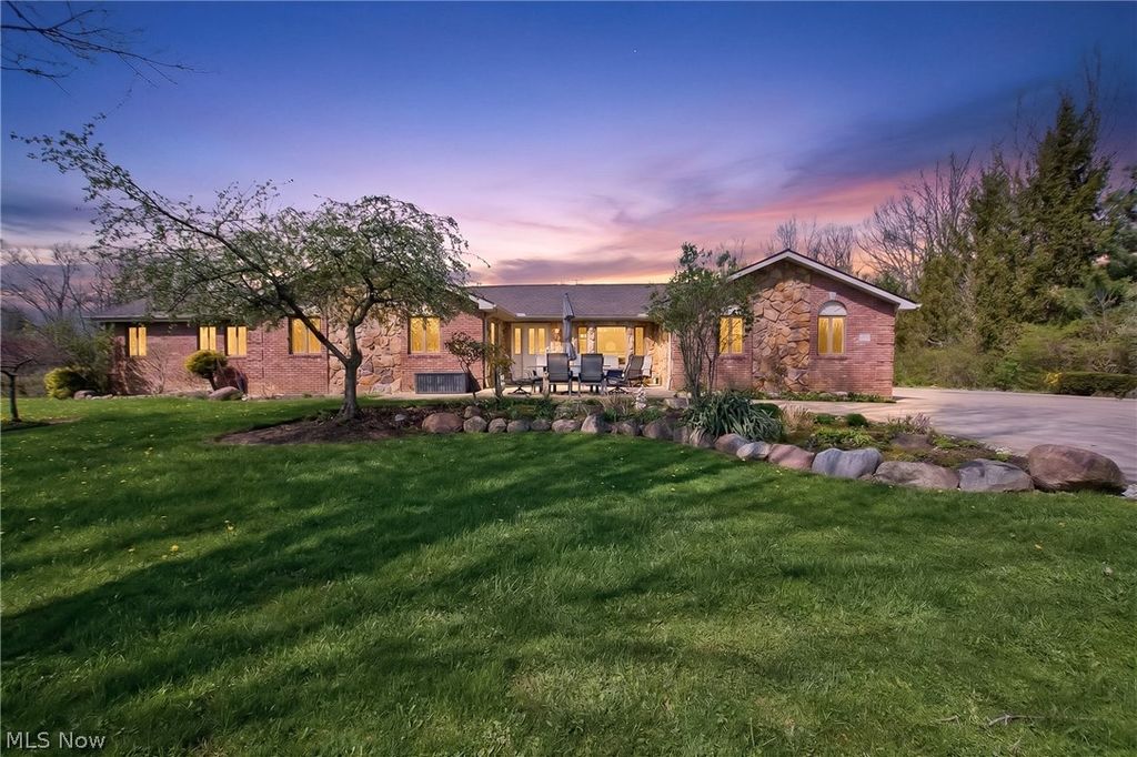 Photo of 4940 N Berkley Road, Richfield, OH 44286 (MLS # 5202818)