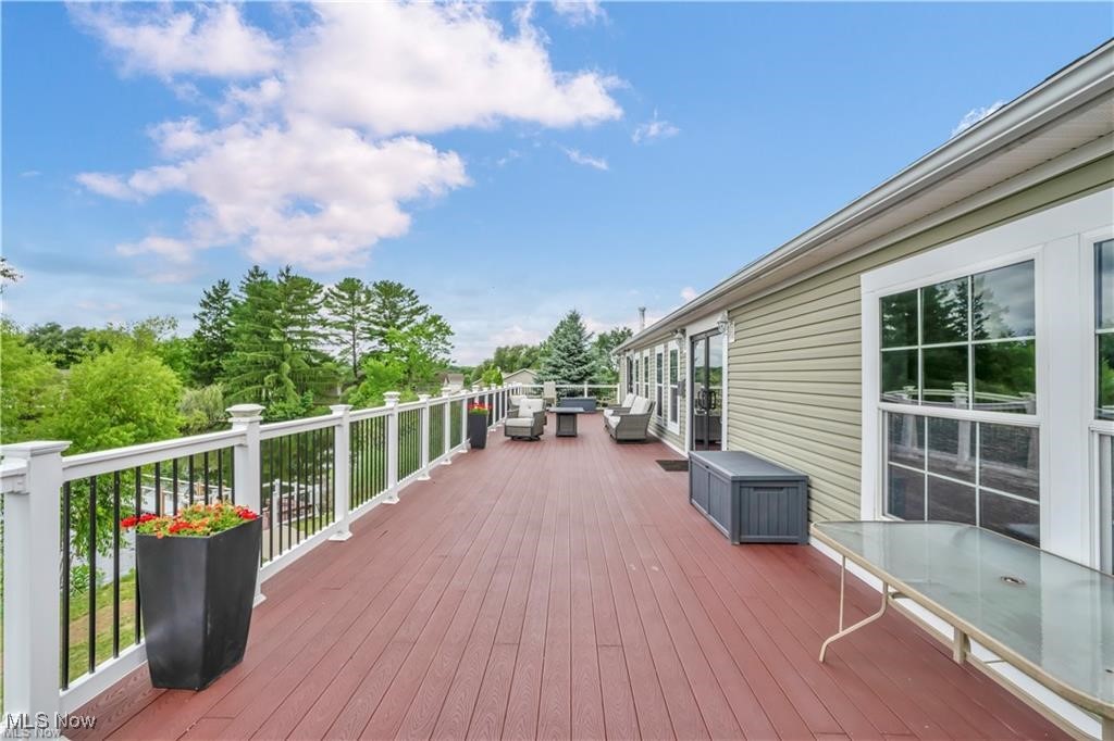 Lakeside Terrace - Residential