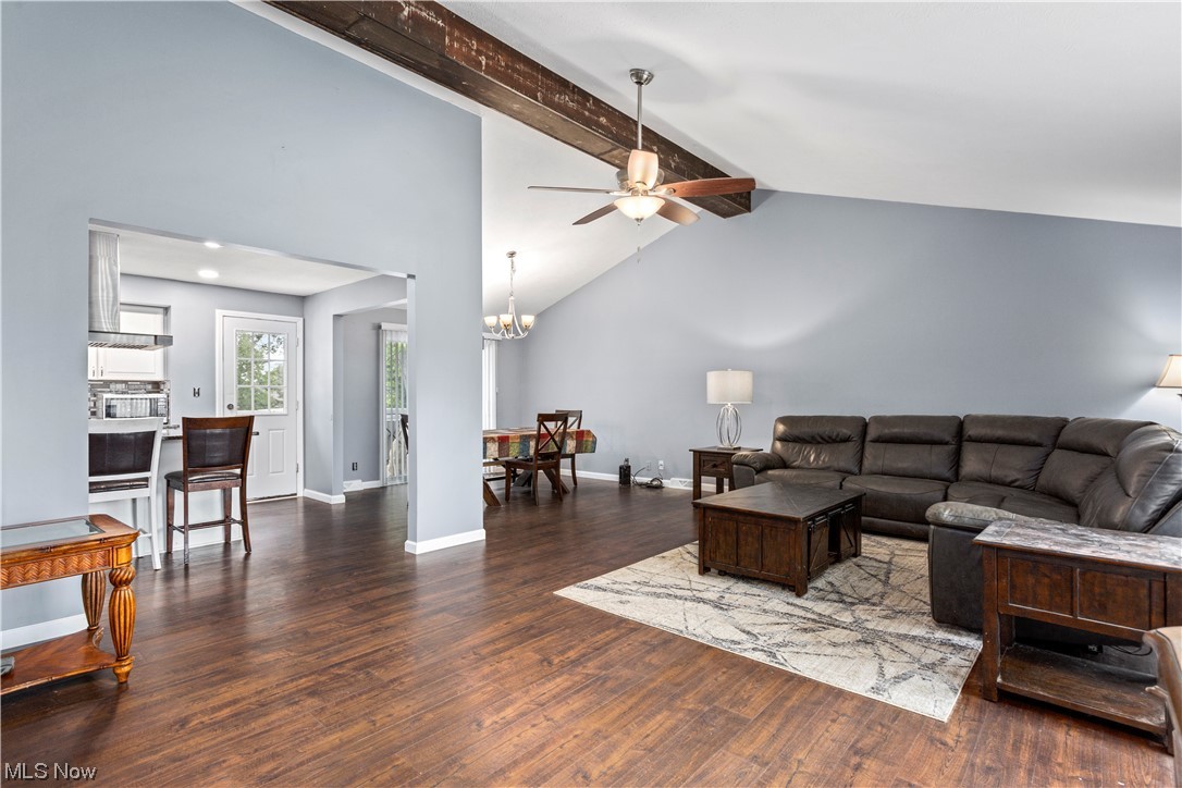 Royal Blvd - Residential