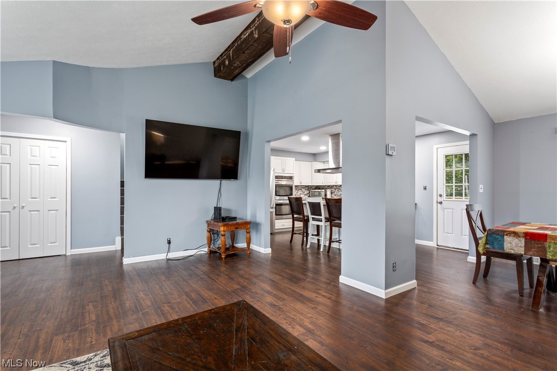 Royal Blvd - Residential