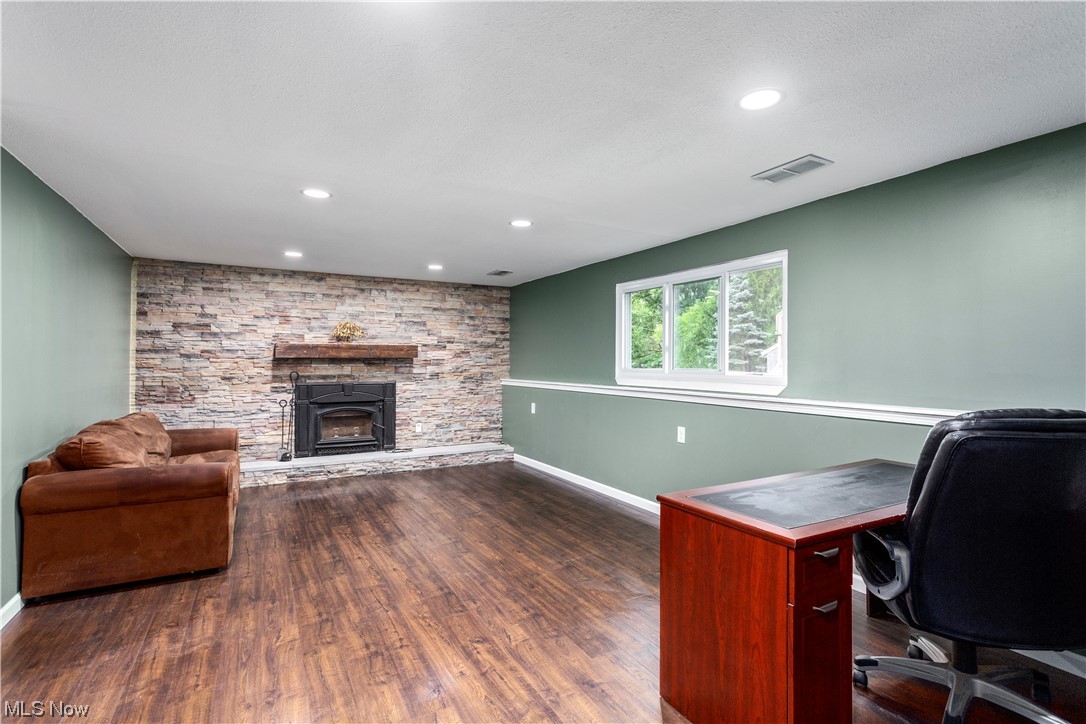 Royal Blvd - Residential