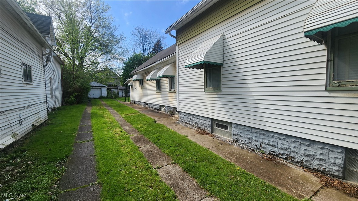 3666 E 57th Street, Cleveland, Ohio image 8