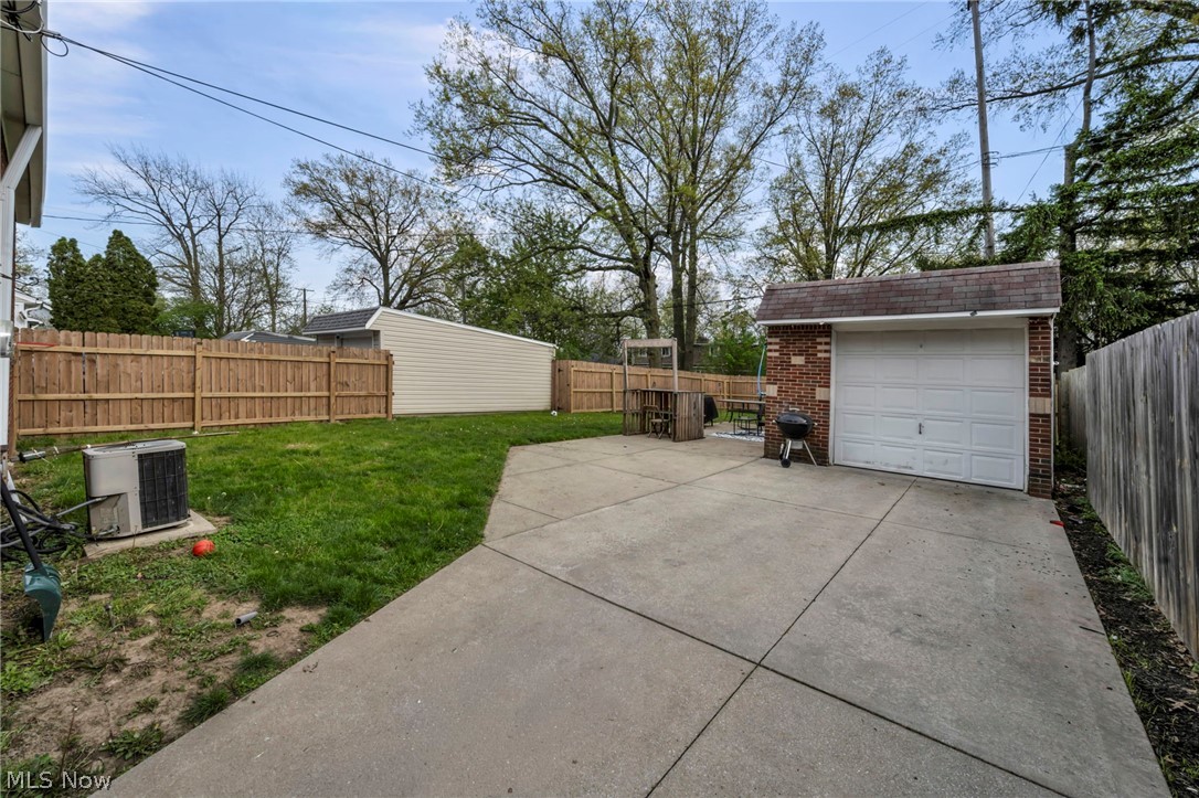 E Morans Tuxedo Farms Allotme - Residential