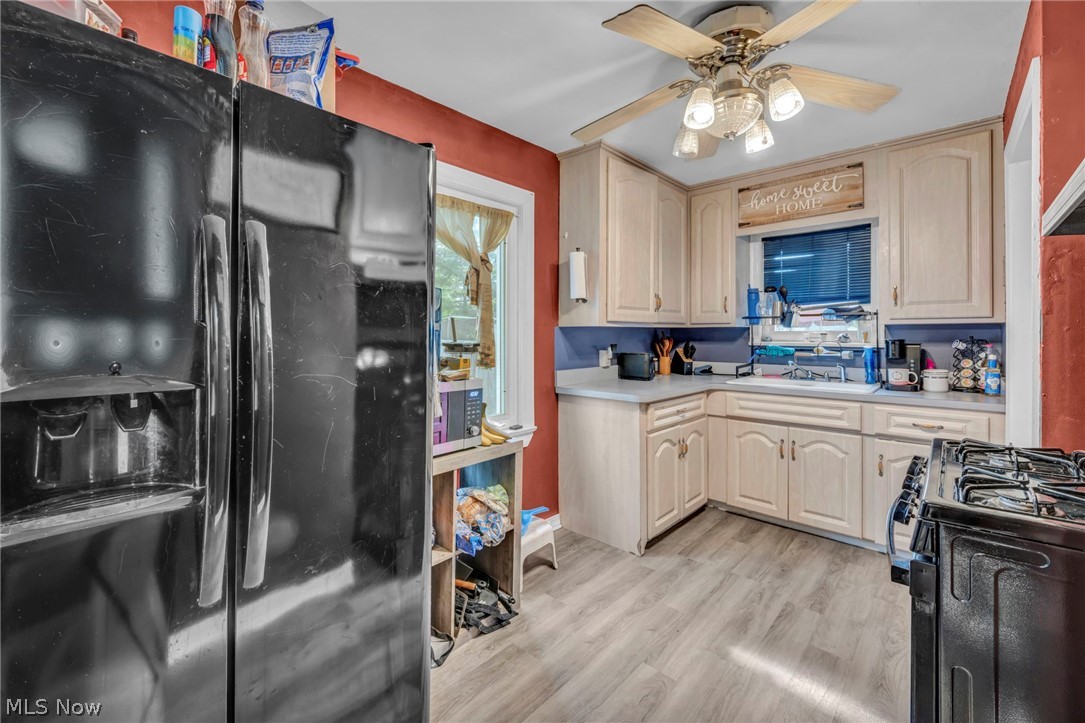 E Morans Tuxedo Farms Allotme - Residential