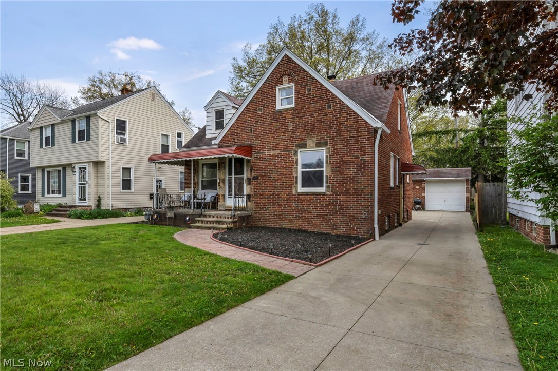 E Morans Tuxedo Farms Allotme - Residential