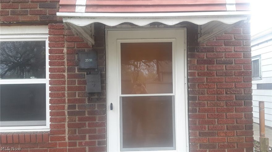 Adorable ranch style one bedroom apartment, garden style entrance. Kitchen is equipped with stove and refrigerator , the bathroom has a walk in shower, living and bedroom are carpeted. Off street parking available. This apartment is one story ranch style with own entrance. Resident will be responsible for gas and electric. All interested parties will pay a $50 application fee.