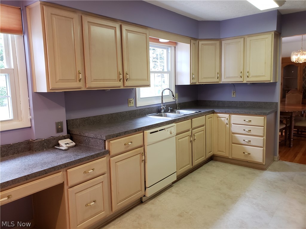 White Gate - Residential