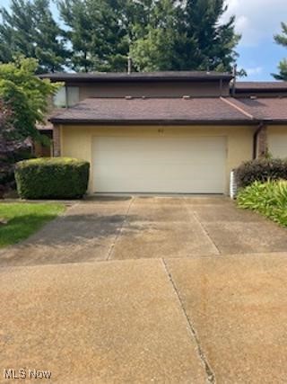 Welcome home to 82 Silver Valley Blvd. You will feel right at home as you enter through the front door that leads to a large great room with cathedral ceilings and a wood burning fire place. There is a 4 season room off of the kitchen to relax or you can enjoy an evening on the back patio. There is a first floor laundry room for your convenience. The master bedroom is very large with lots of closet space. Schedule your showing today!