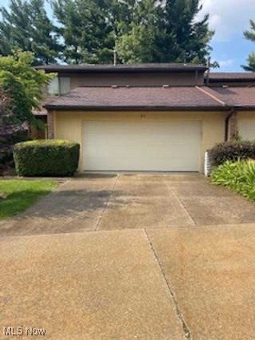 Welcome home to 82 Silver Valley Blvd. You will feel right at home as you enter through the front door that leads to a large great room with cathedral ceilings and a wood burning fire place. There is a  4 season room off of the kitchen to relax or you can enjoy an evening on the back patio. There is a first floor laundry room for your convenience. The master bedroom is very large with lots of closet space. Schedule your showing today!