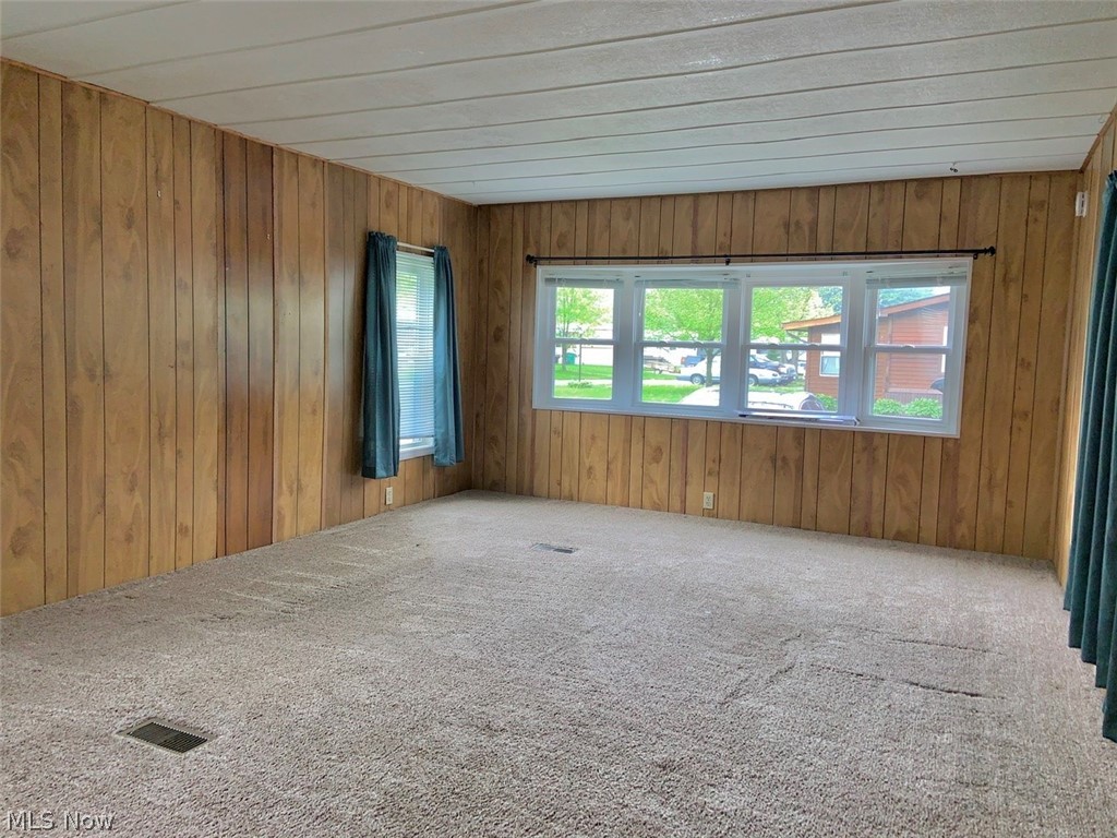 Nelson Ledge Estates - Residential