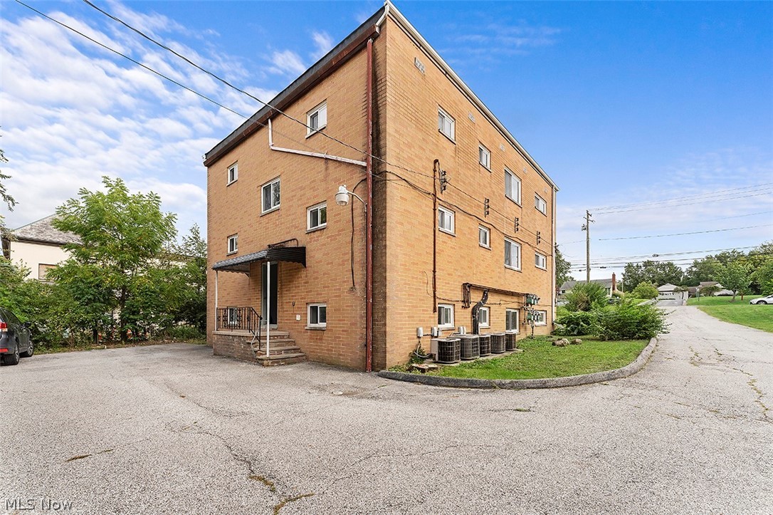Dover - Residential Lease
