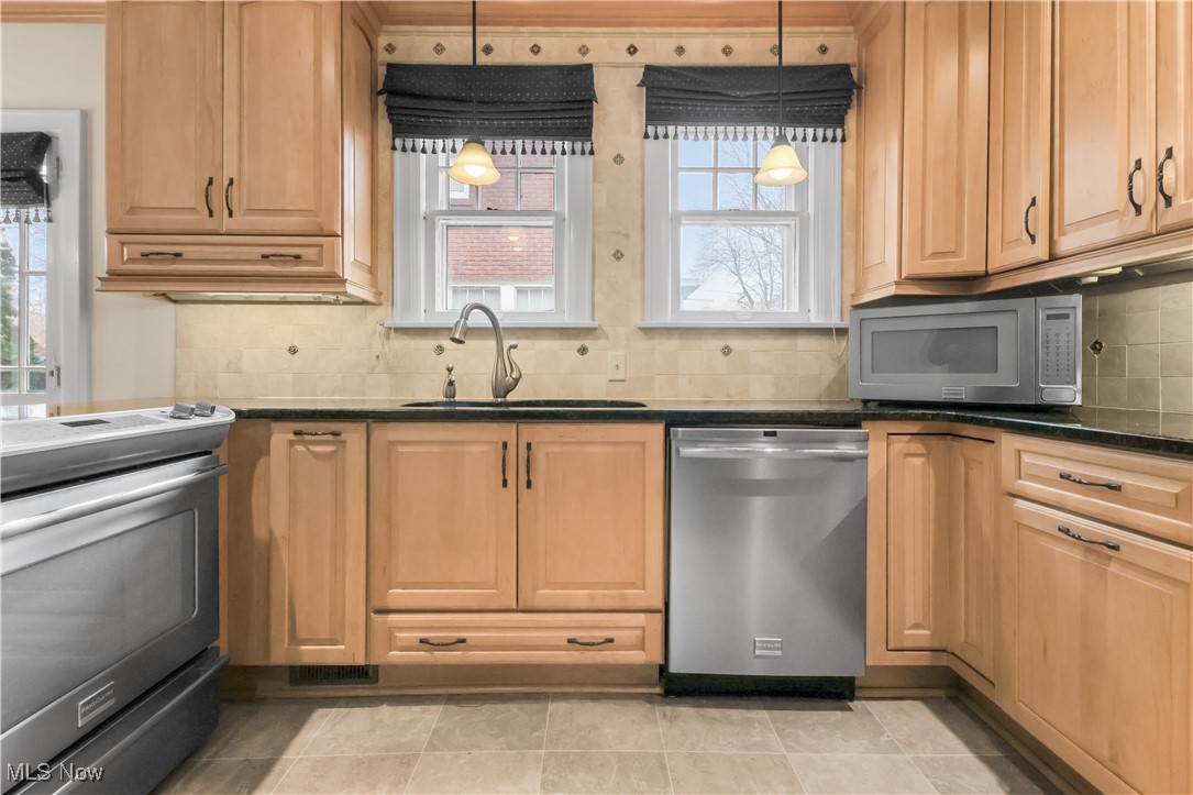 Sunset View - Residential