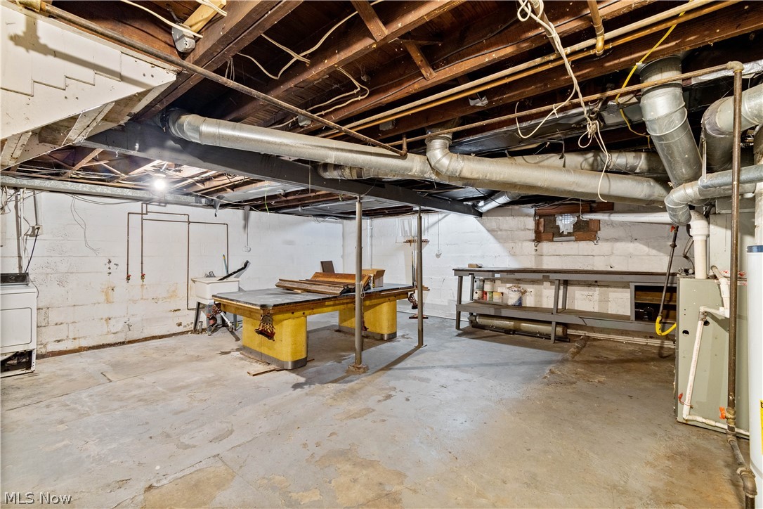 Hintons Acreage Allotment - Residential