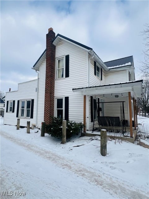 Photo for 420 E Walnut Street