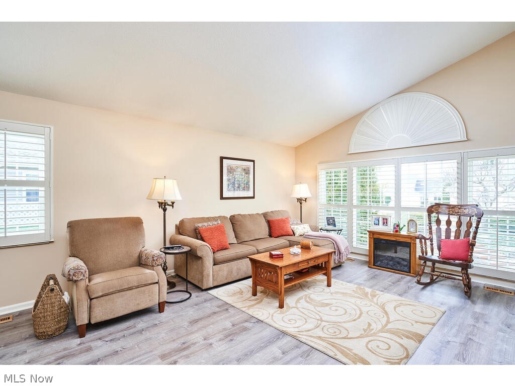 Devon Pond - Residential