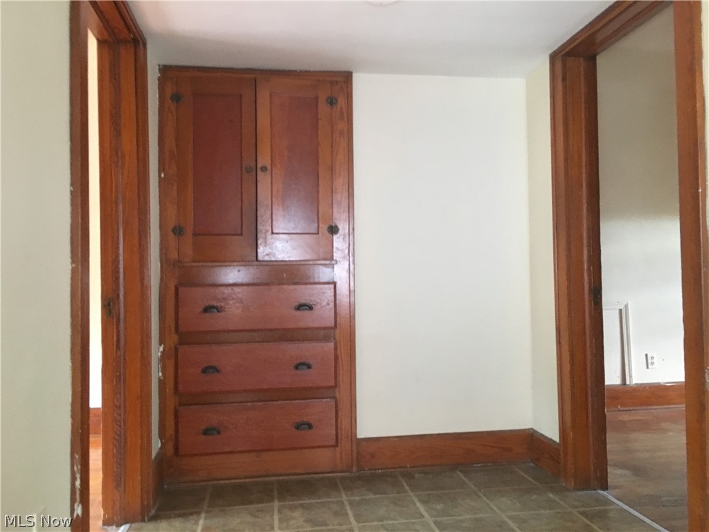 Roselawn - Residential Lease