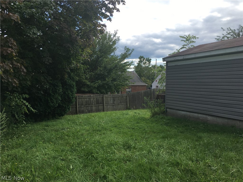 Roselawn - Residential Lease
