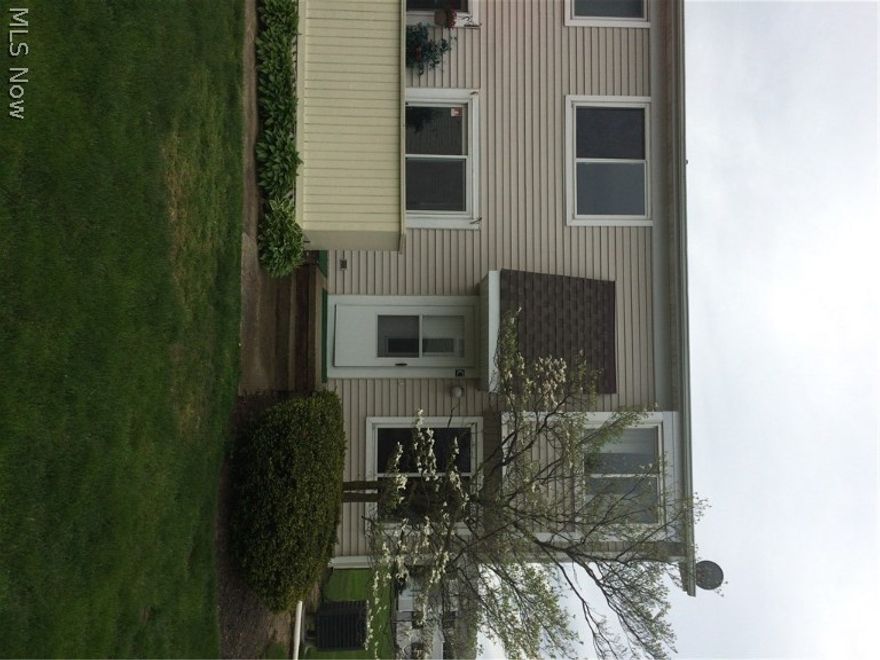 Move in ready condo located in Willoughby's Big Turtle II. This condo offers 2 bedrooms and 1 1/2 bathrooms. All of the flooring has been updated to laminate flooring and new carpet up to the second floor. There is a patio off the kitchen for grilling, entertaining or relaxation. The association offers a community center, swimming, tennis and outdoor playground. Call today for a private showing of the property.