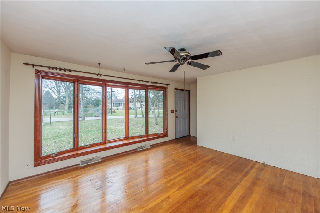 Uniontown Knolls - Residential