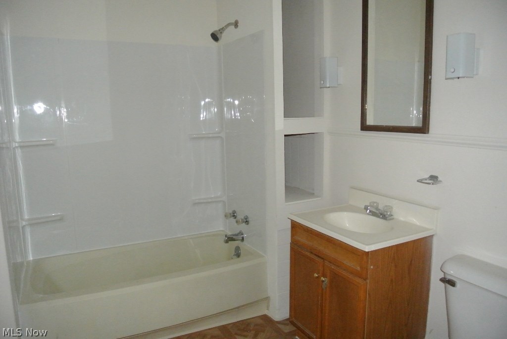 Hall Park - Residential