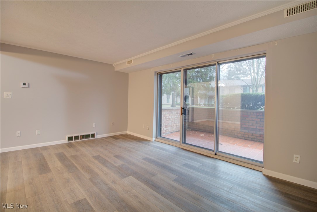 Misty Lake Vlg/Mdws Ph I Condo - Residential